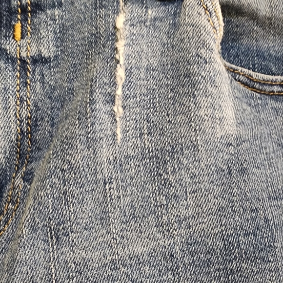 Old Navy Boyfriend Jeans - Picture 3 of 7